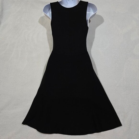 BCBGeneration ✦ Fit & Flare Knit Mini Dress ✦ Black & White V-Neck Sleeveless XS - Picture 8 of 14